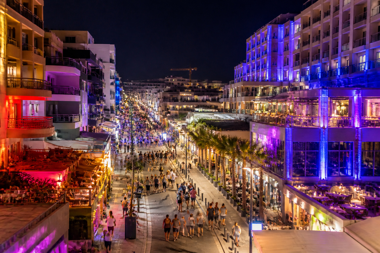 Vie nocturne animee a paceville malte